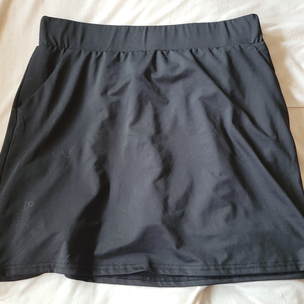NWOT KDO Golf Skort - black Size M